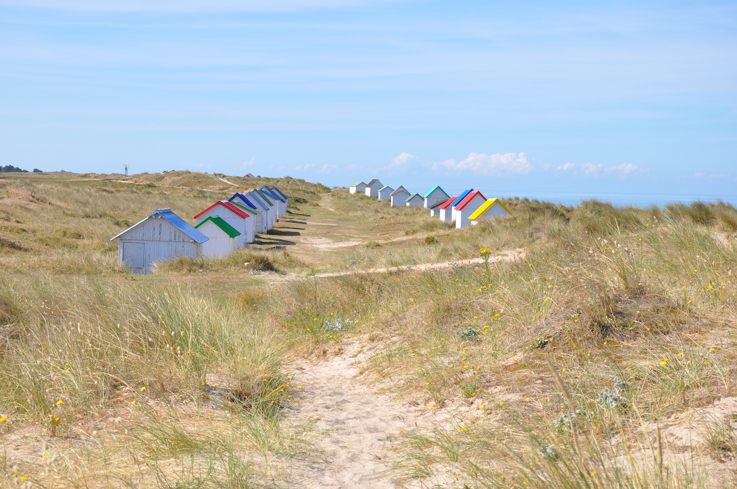 Gouville_Beach_huts