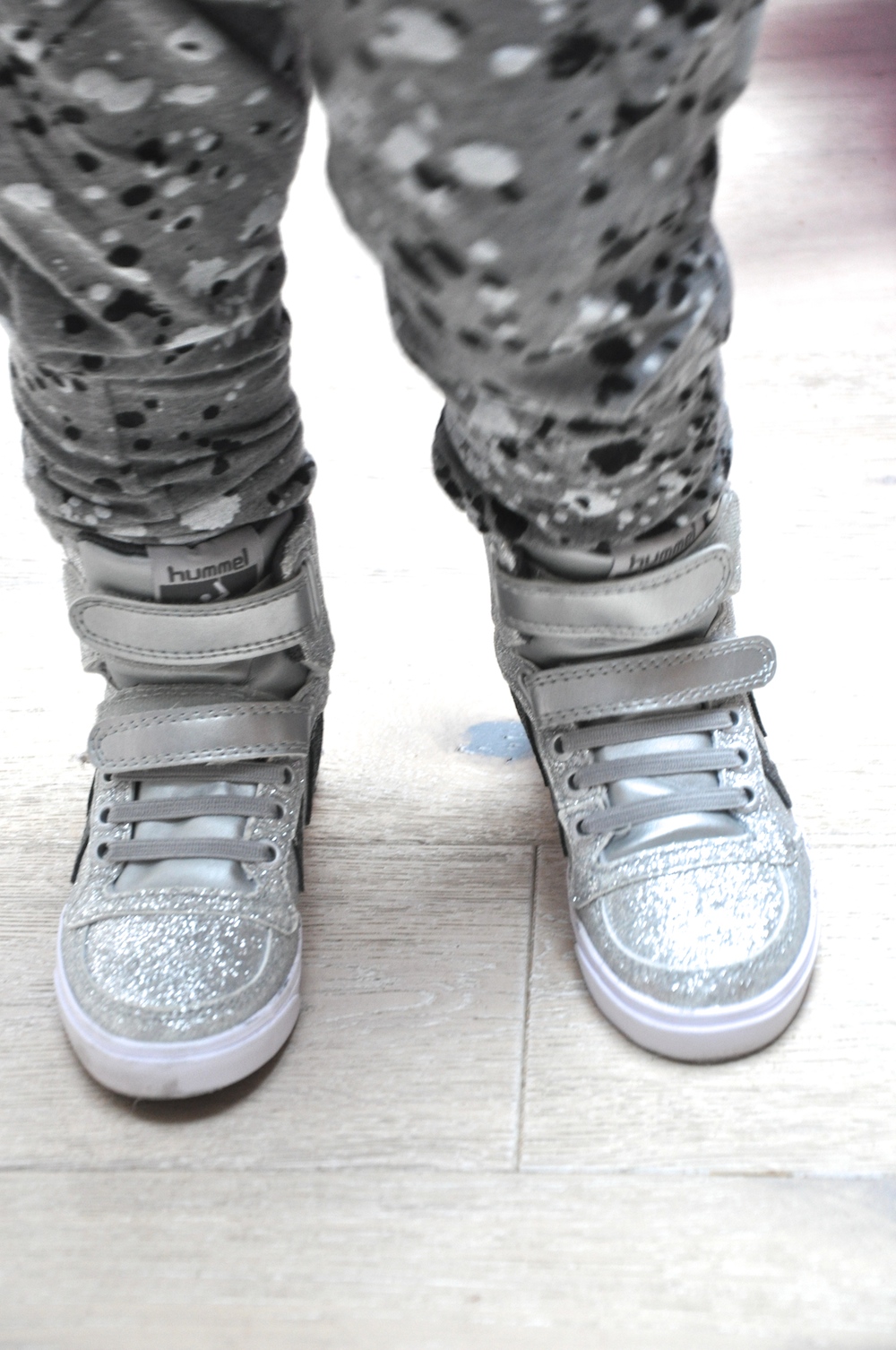 Kidsen_sweet_luka_mo-clothes_shoes_kids